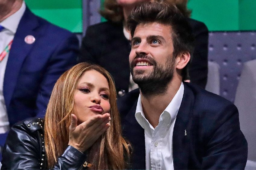 Shakira junto a Gerard Piqué en un evento