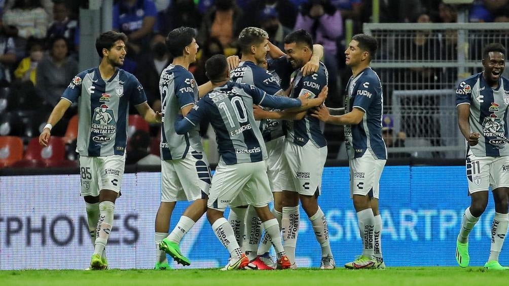 Pachuca asestó una dura derrota a Cruz Azul