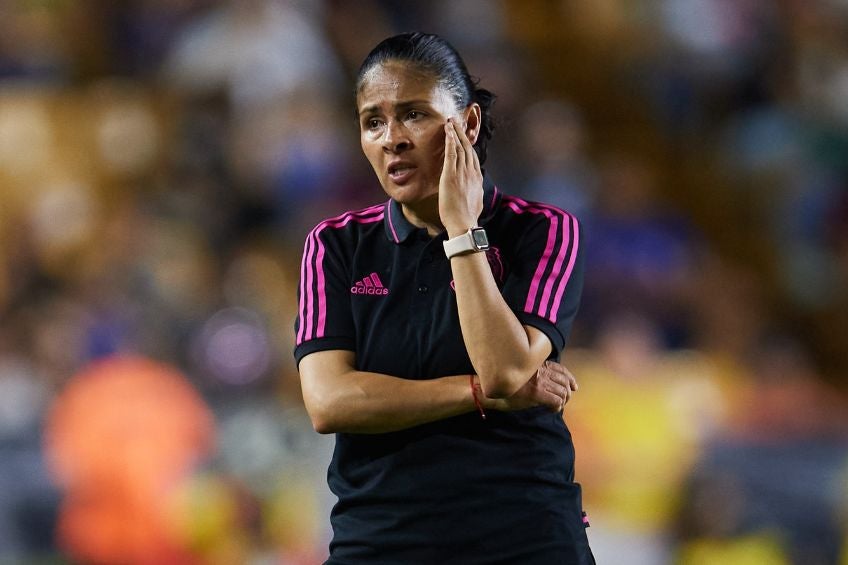 Mónica Vergara durante un partido del Tri Femenil