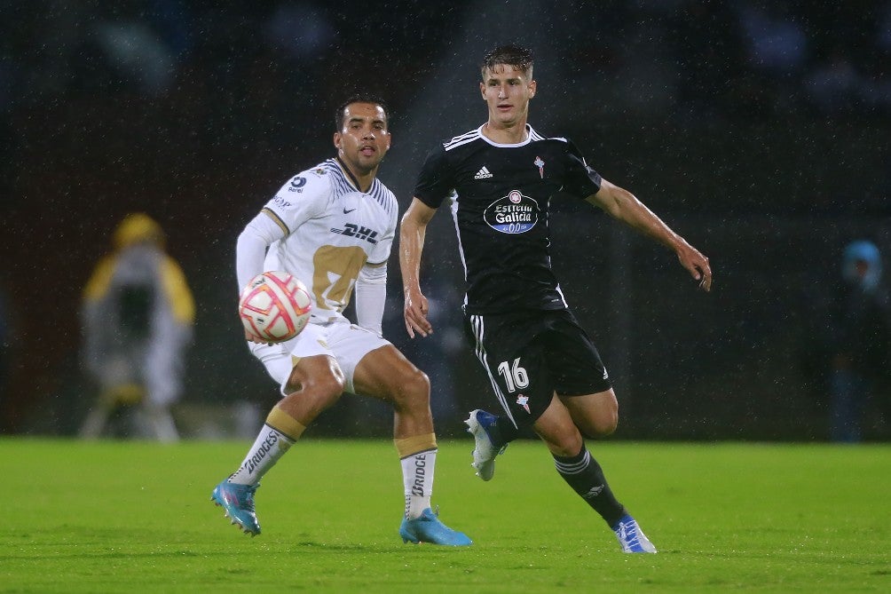 Aldrete en el partido ante Celta