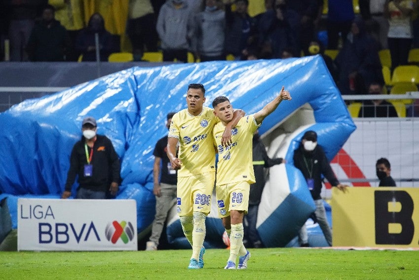 Richard Sánchez celebrando su agónico gol vs Toluca