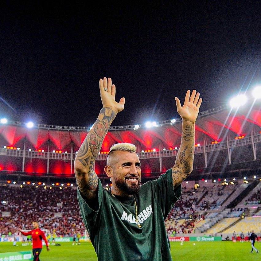 Arturo Vidal en su presentación con Flamengo en Maracaná