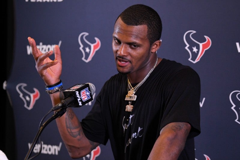 Deshaun Watson en conferencia de prensa