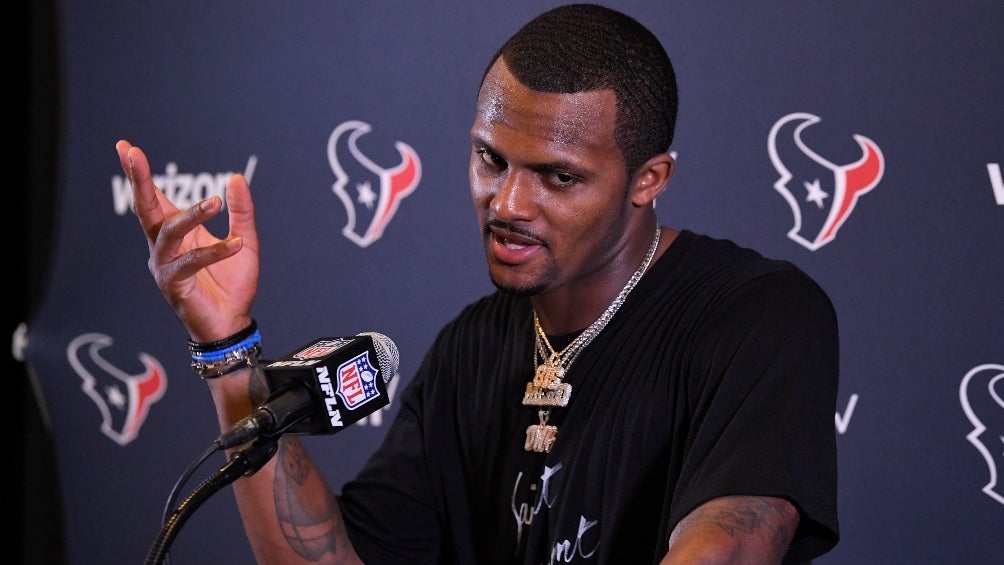 Deshaun Watson en conferencia de prensa