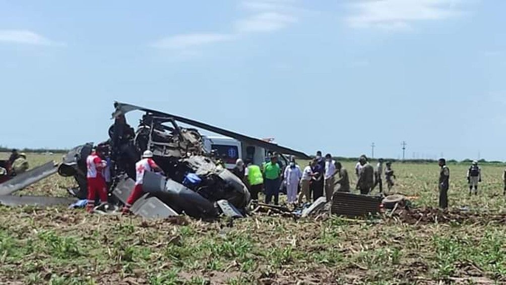 Helicóptero se desploma en Sinaloa