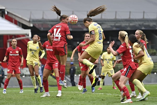 América Femenil frente a Bayer Leverkusen