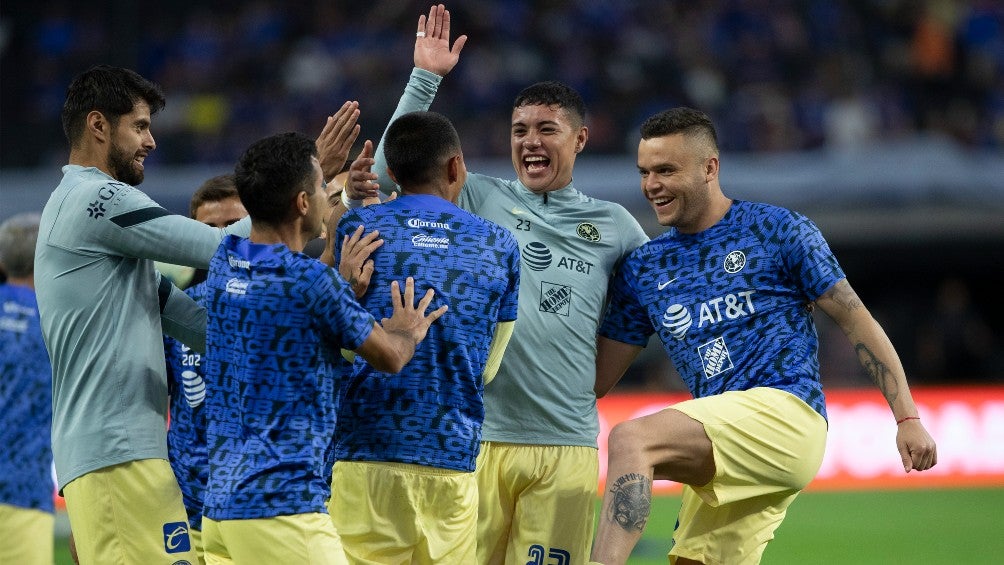 Jugadores de América previo a partido contra Chelsea