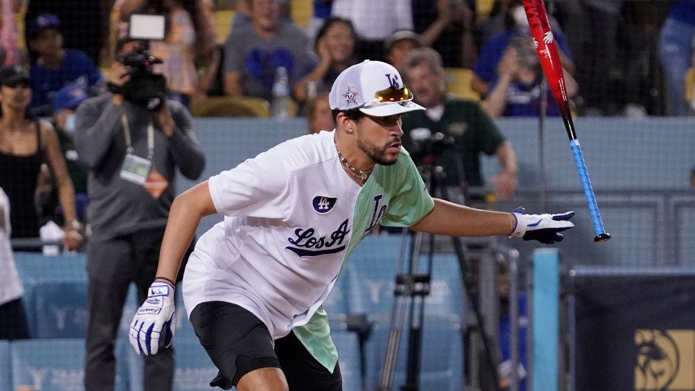 MLB: Bad Bunny conecta de hit en el Juego de Celebridades 