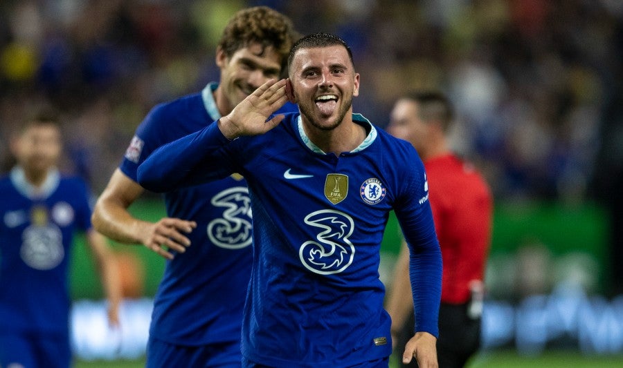 Mason Mount celebra gol ante América