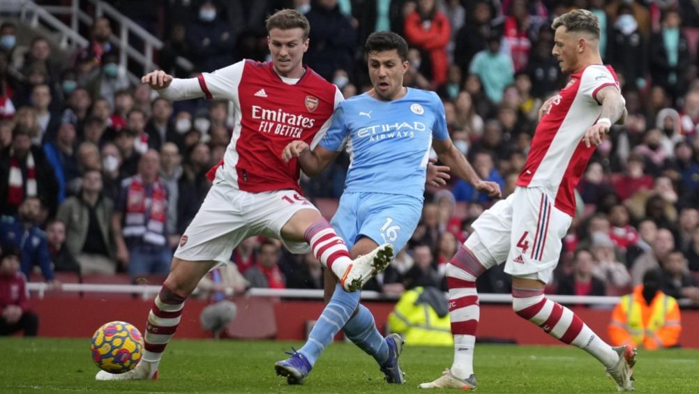 Rodri en acción con el Manchester City