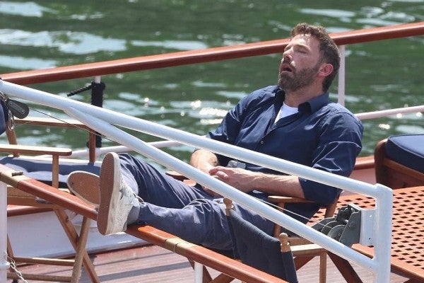 Ben Affleck se quedó dormido durante su luna de miel en París