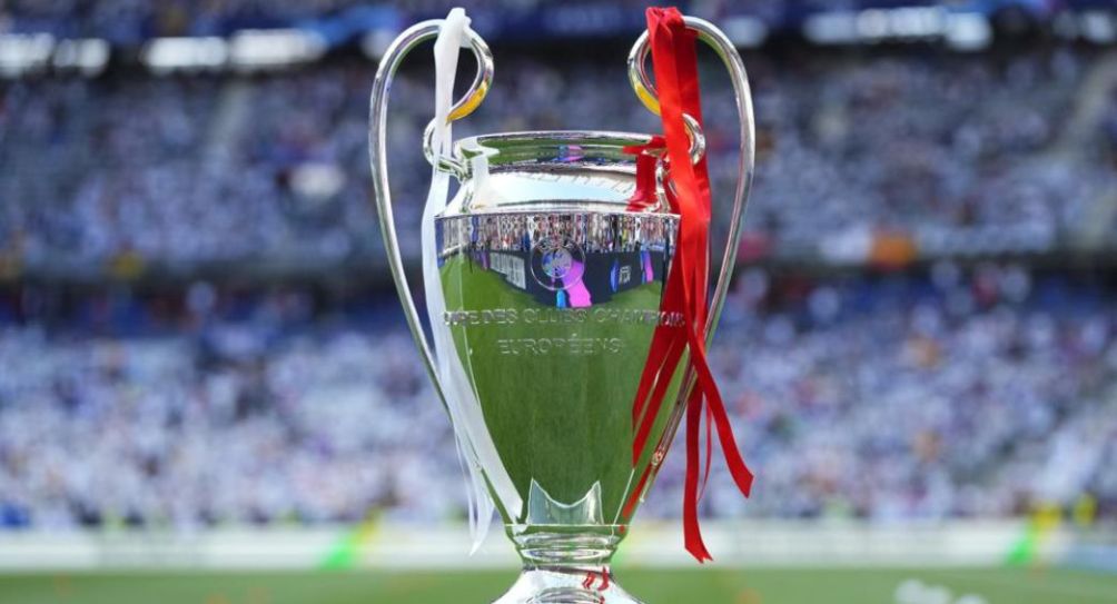 Trofeo de la Champions League en la Final