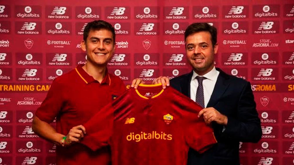 Paulo Dybala, en presentación con la Roma