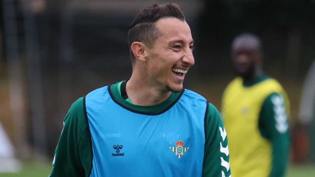 Andrés Guardado en pretemporada con el Betis