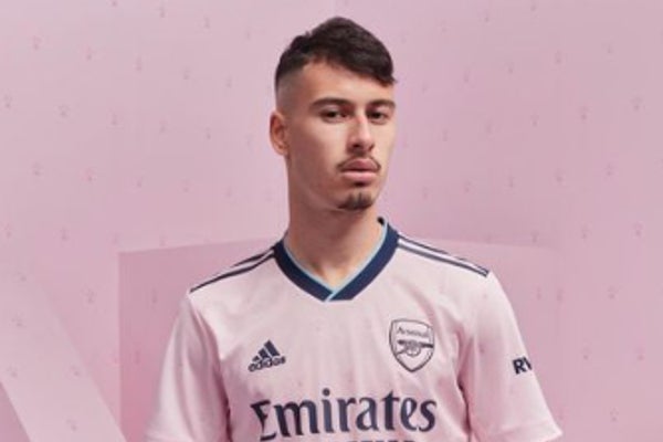 Gabriel Martinelli con la nueva piel del Arsenal