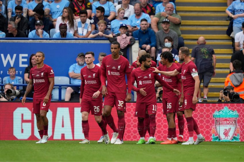 Jugadores del Liverpool festejando un gol