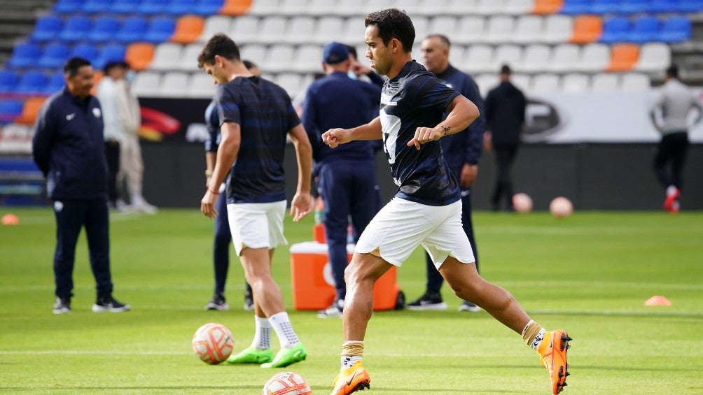 Adrián Aldrete en entrenamiento con Pumas