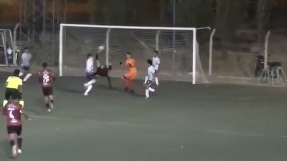 Video: Gol de argentino en Bolivia, candidato al Premio Puskas