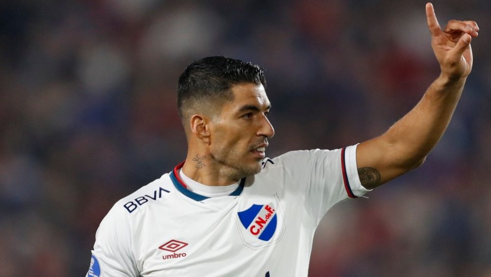 Luis Suarez en acción con Nacional