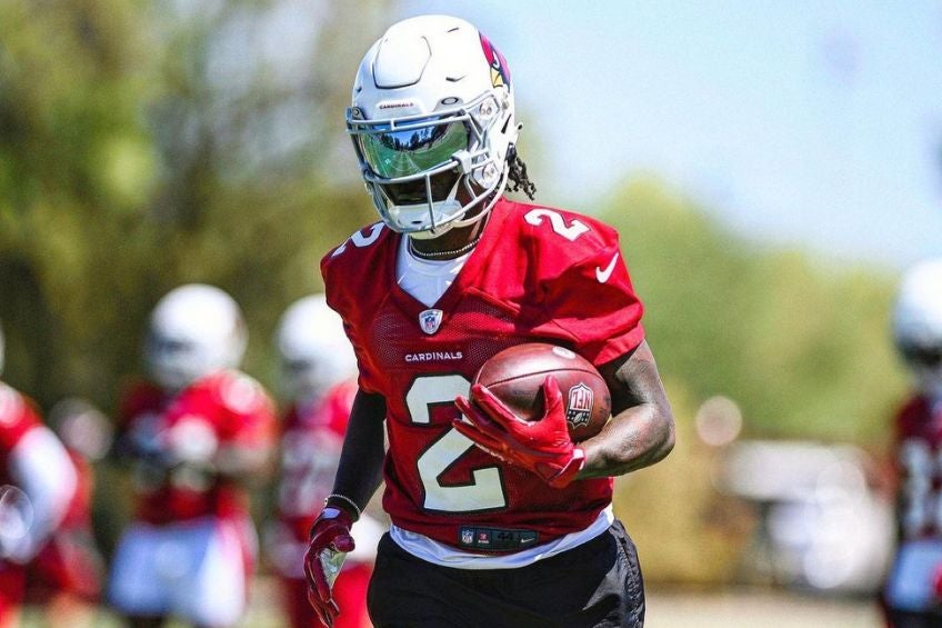 Marquise Brown entrenando con los Arizona Cardinals