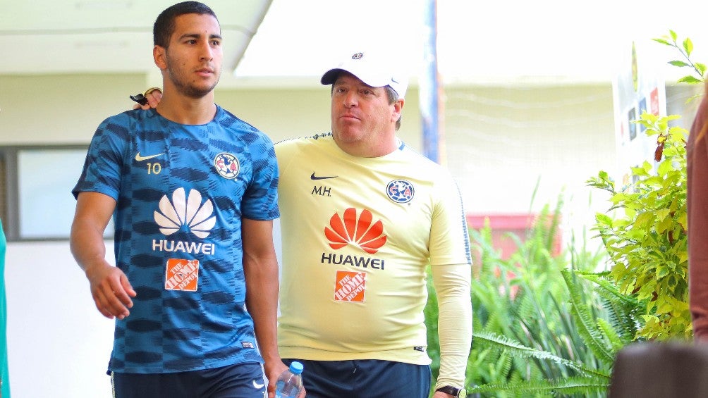 Cecilio Domínguez y Miguel Herrera con América