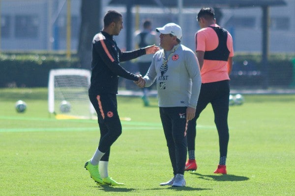 Cecilio Domínguez y Miguel Herrera con América