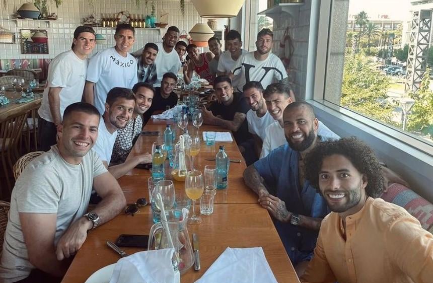 Jugadores de Pumas convivieron en Barcelona