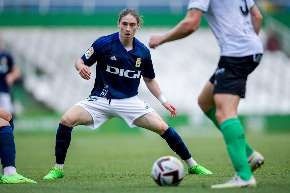 Marcelo Flores en el partido ante el Santander