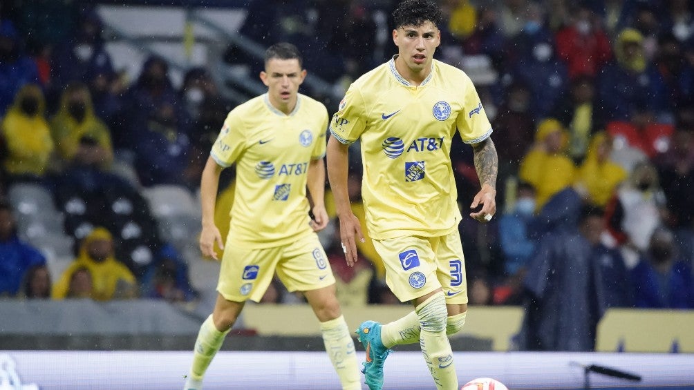 Jorge Sánchez en partido con el América