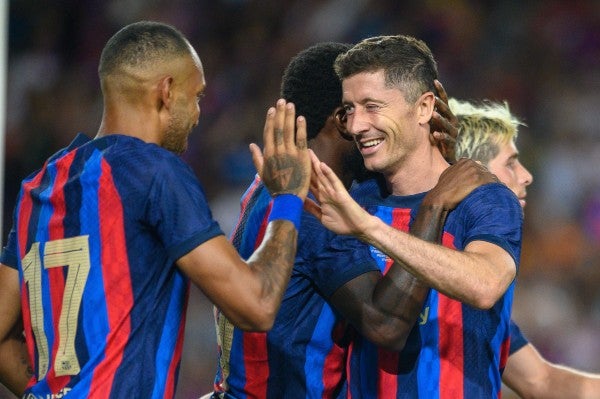 Barcelona celebra en el Camp Nou frente a Pumas 