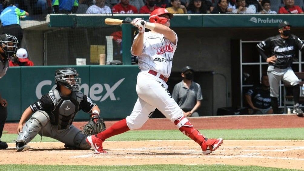 Diablos Rojos: Cerró temporada con 50 triunfos al derrotar a Guerreros en homenaje a Cantú