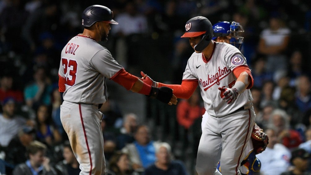 Joey Meneses: Segundo cuadrangular del mexicano, pero Nationals cayeron ante Cubs