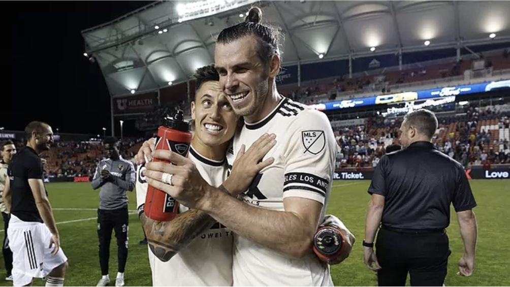 Bale celebrando una victoria con el LAFC