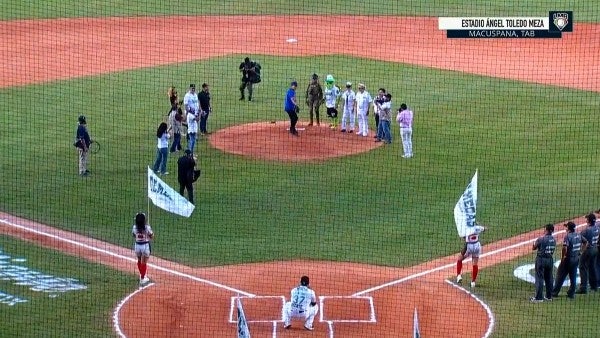 'Pochichoco' cedió la pelota a Cecilio 'el Chilo' Ruiz