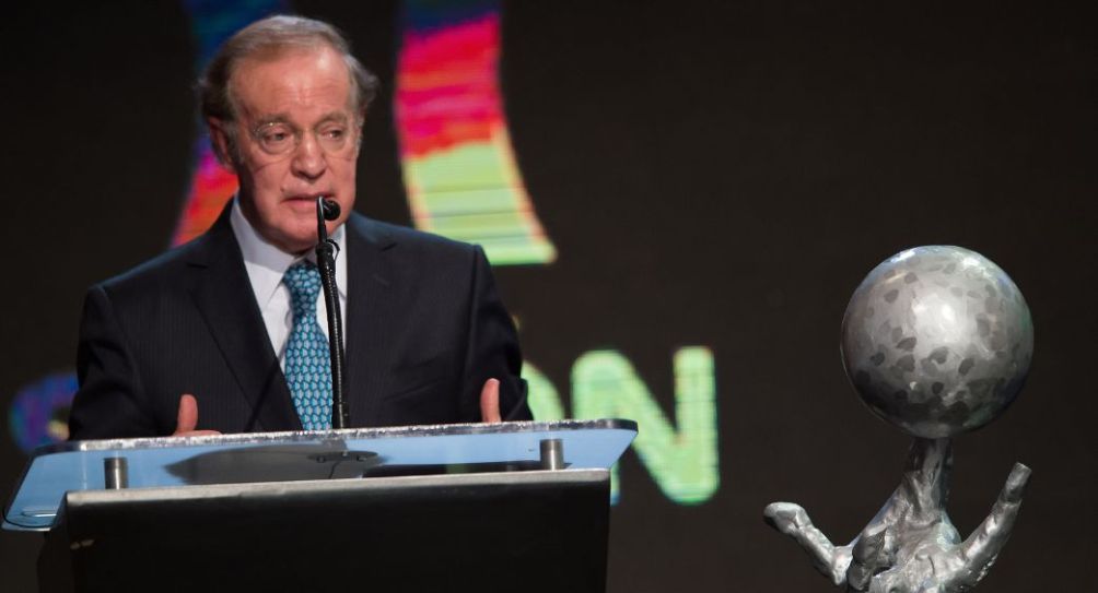 José Ramón Fernández en la ceremonia del Salón de la Fama