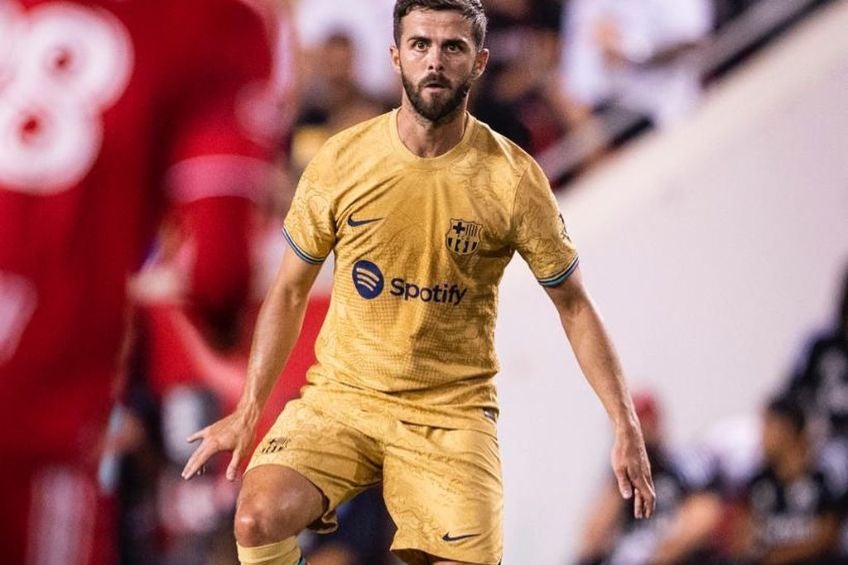 Miralem Pjanic durante un partido del Barcelona