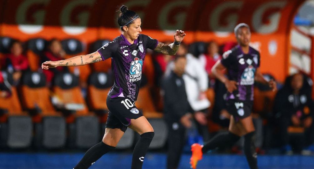 Jennifer Hermoso durante un partido de Pachuca Femenil