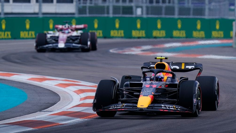 El piloto mexicano ha lucido como el '2' en Red Bull