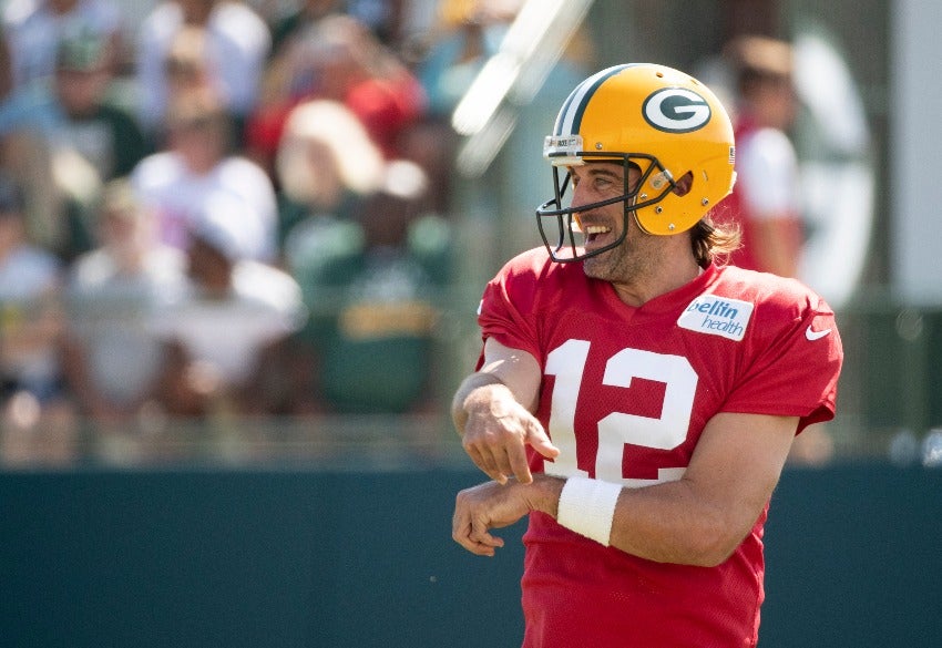 Aaron Rodgers en pretemporada con Packers