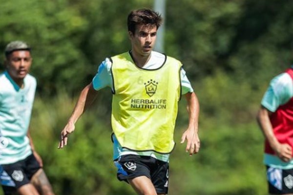 El español ya entrenó con el Galaxy