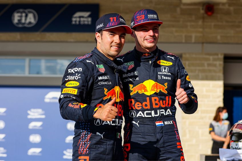 Checo Pérez y Max Verstappen tras un Gran Premio