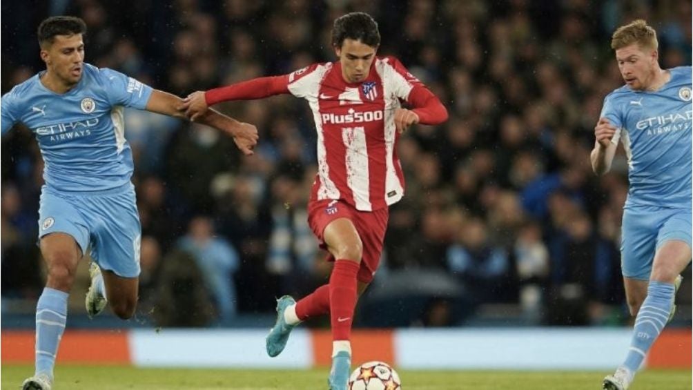 Joao Felix en un juego ante el Man City