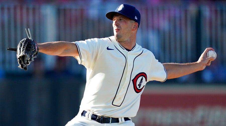 Drew Smyly lanzando con lso Cubs