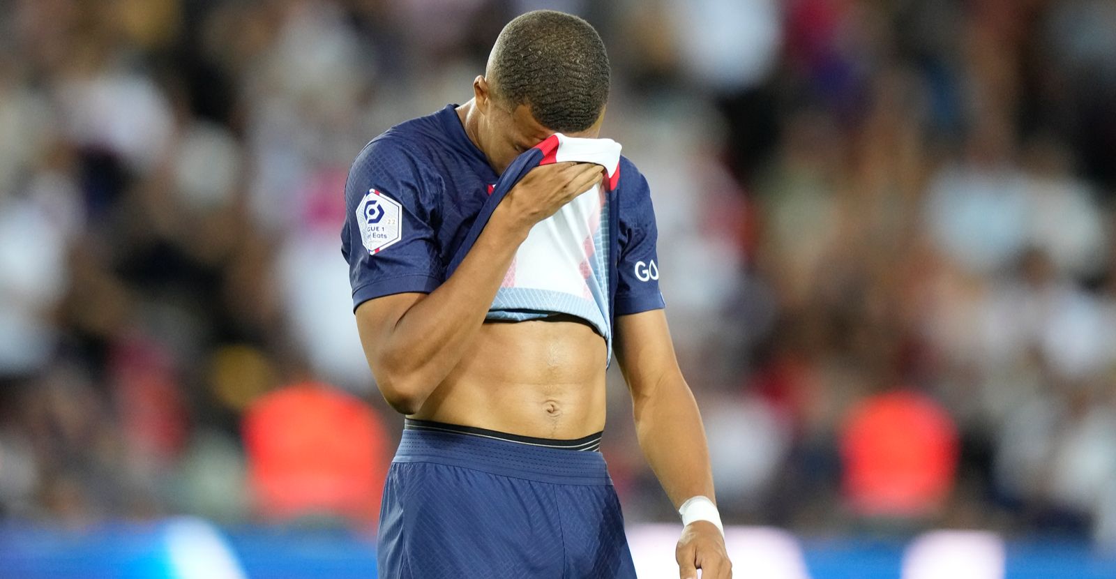 Mbappé quejándose 