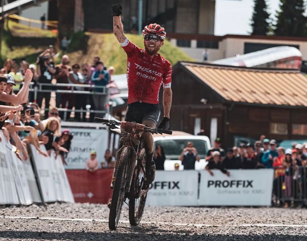 Mathias Flückiger celebra