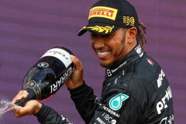 Hamilton ha quedado a deber