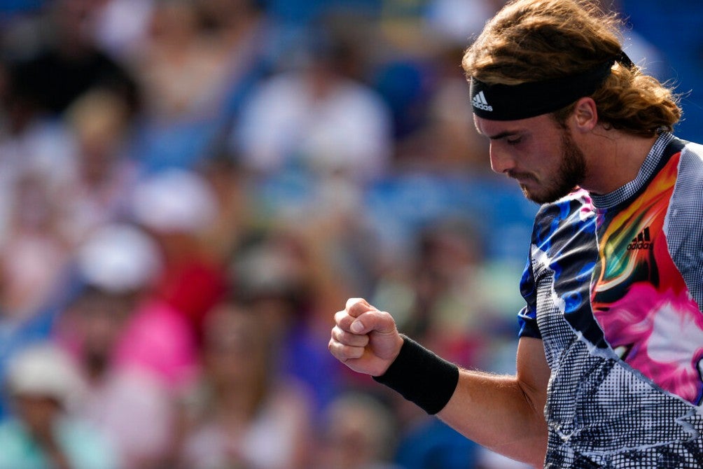 Stefanos Tsitsipas venció en semifinales a Daniil Medvedev