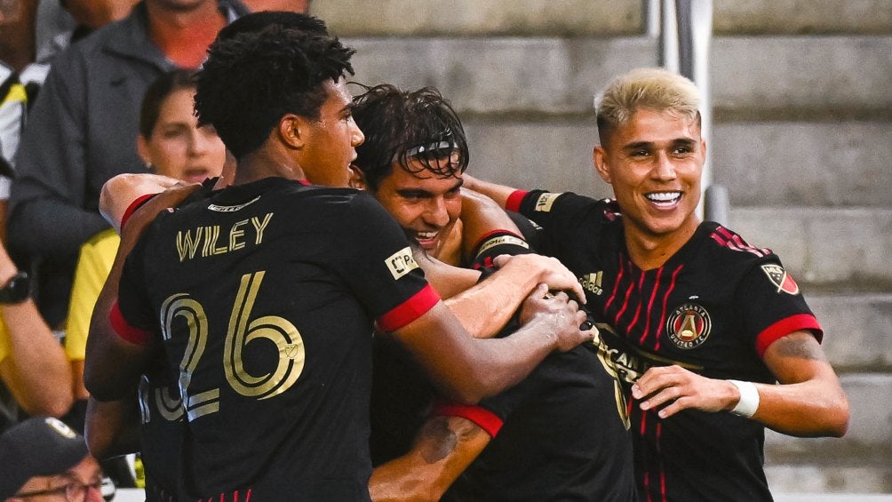 Jugadores de Atlanta United en festejo