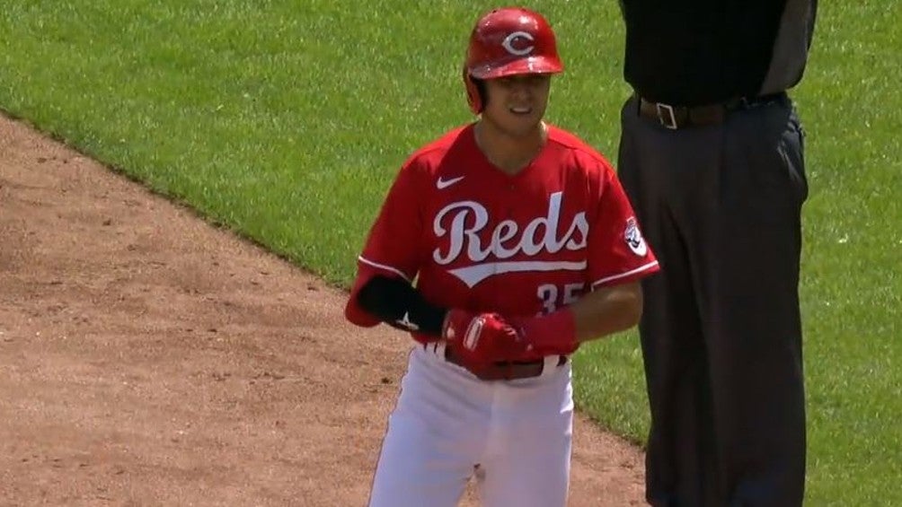 Alejo López: Tres imparables del mexicano en victoria de Reds ante Phillies