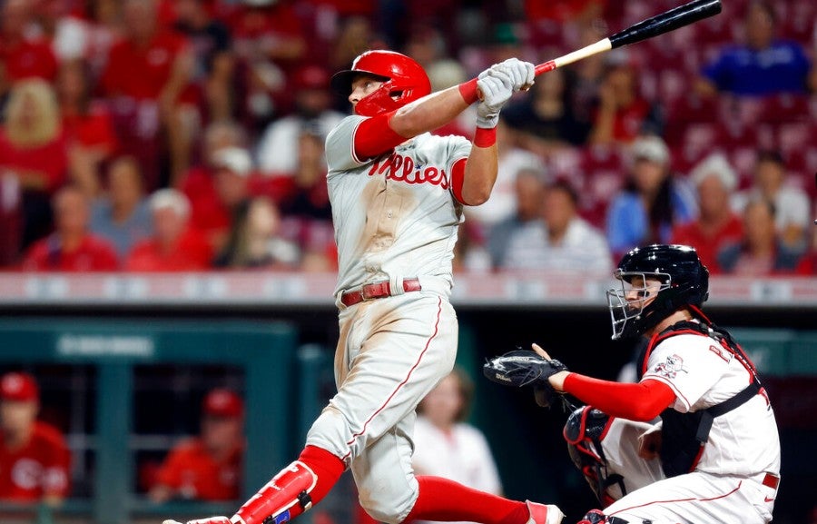 Rhys Hoskins al conectar cuadrangular